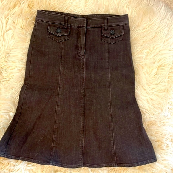 Theory Dresses & Skirts - On trend Theory denim skirt in brown